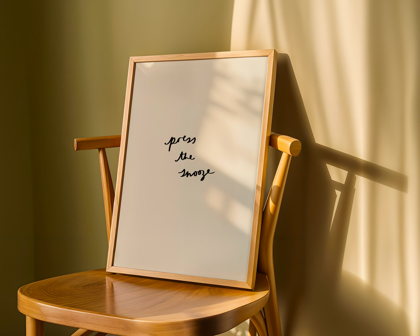 'Press the Snooze' Typography Art Print – Minimalist Bedroom Wall Decor in Cream & Black